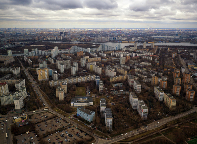 Жилые кварталы в районе станции метро "Коломенская" в Москве